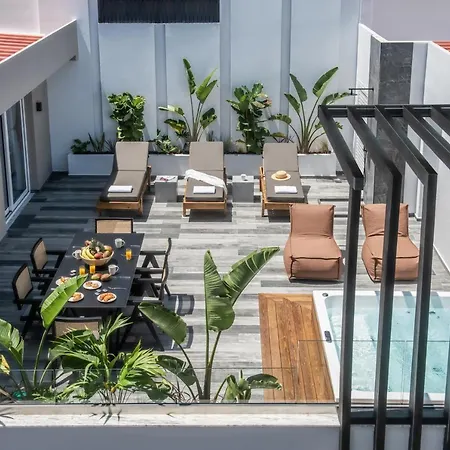 Maison Aqua With Private Mini Pool Jacuzzi הרסוניסוס