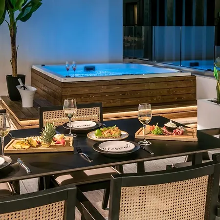 Apartment Maison Aqua With Private Mini Pool Jacuzzi Hersonissos (Crete)